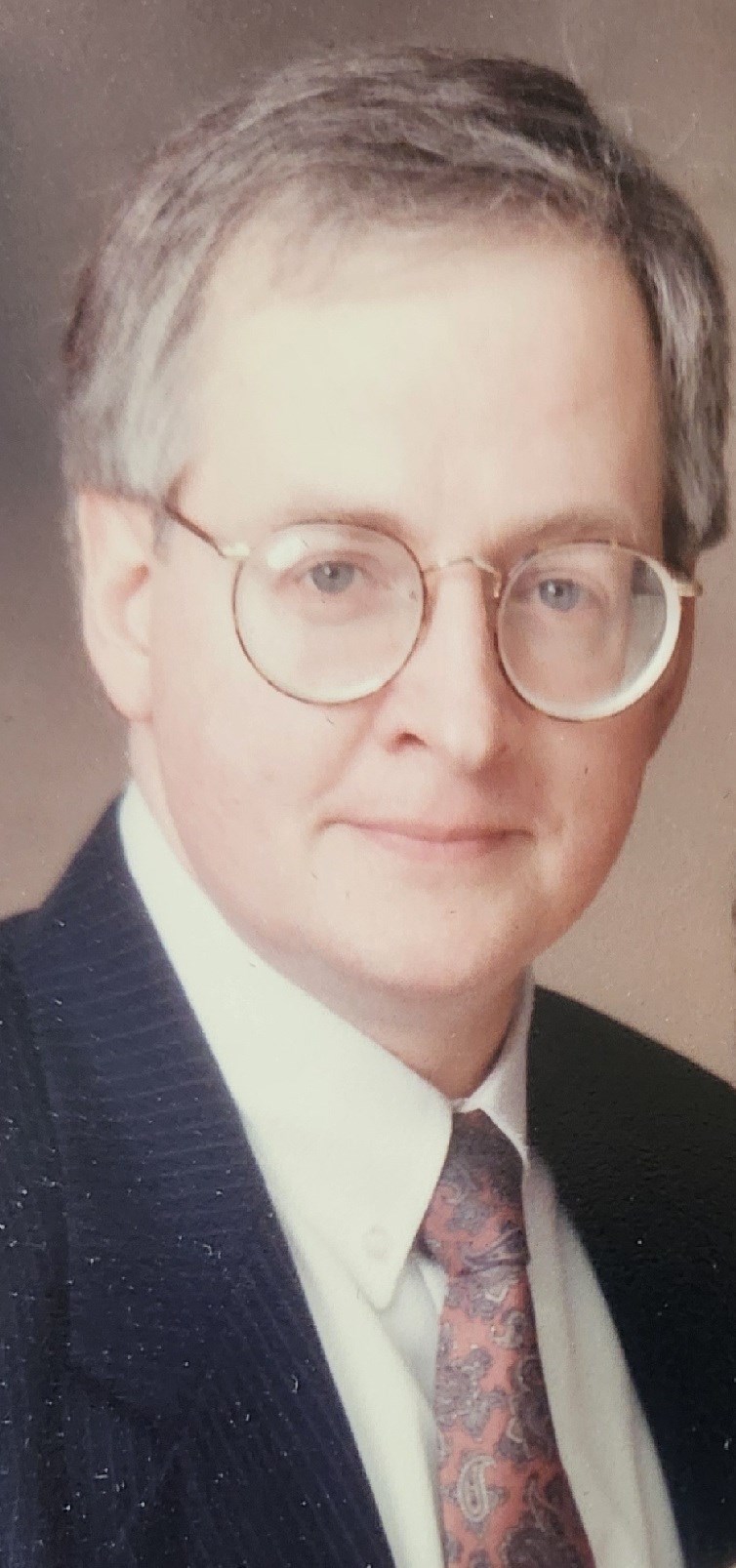 Obituary of Robert Thomas "Tom" Lewis