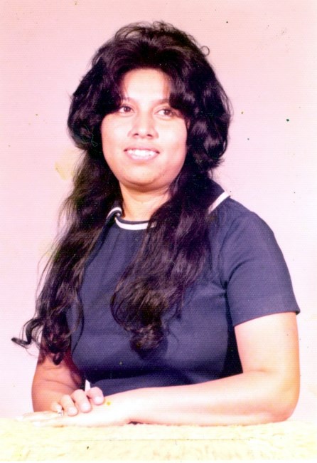 Obituary of Susie Davila Flores