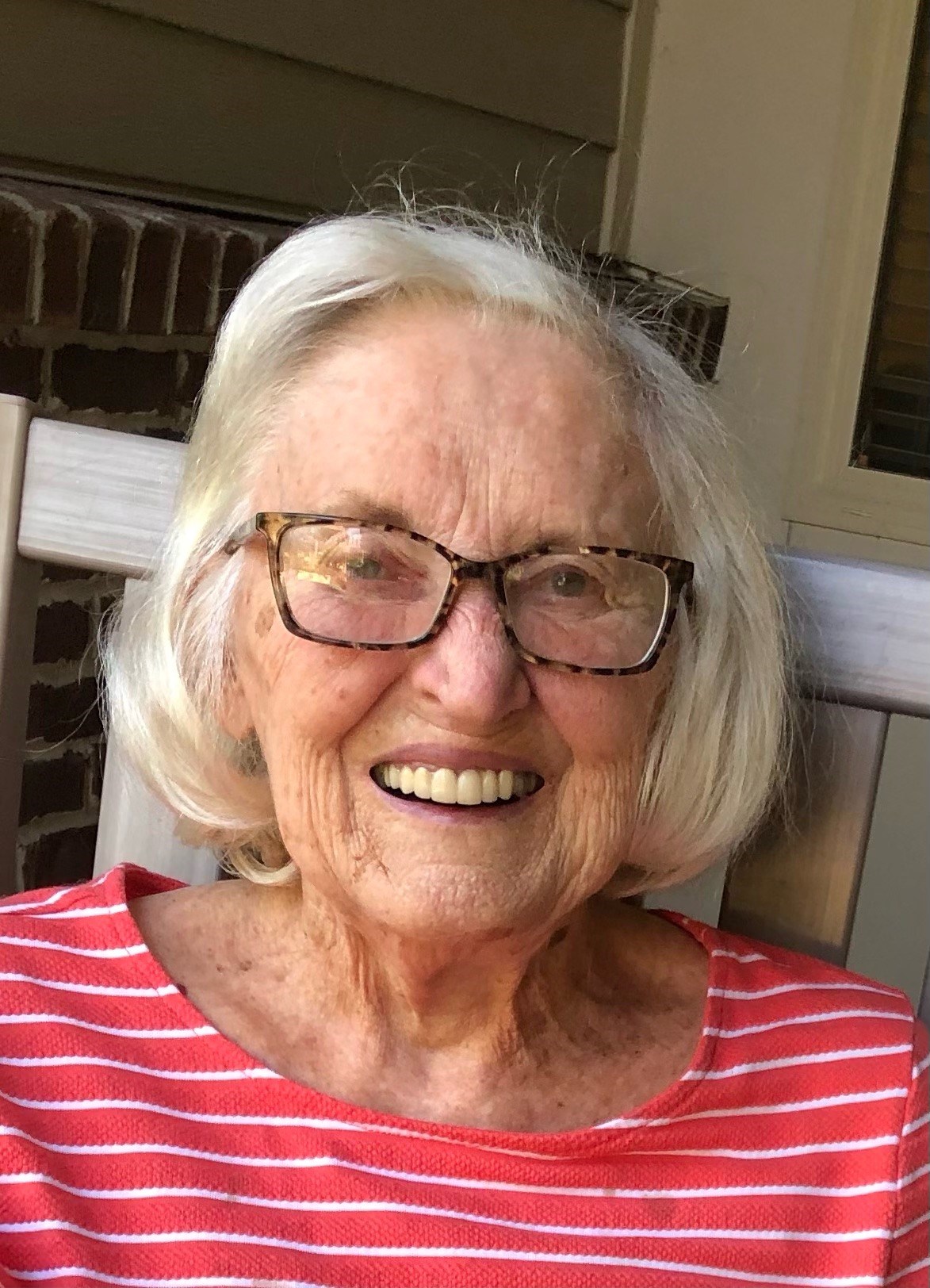 Avis de décès de Mary Lou Serif