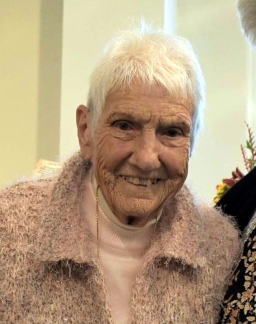 Obituary of Dorothy Misenheimer Russell