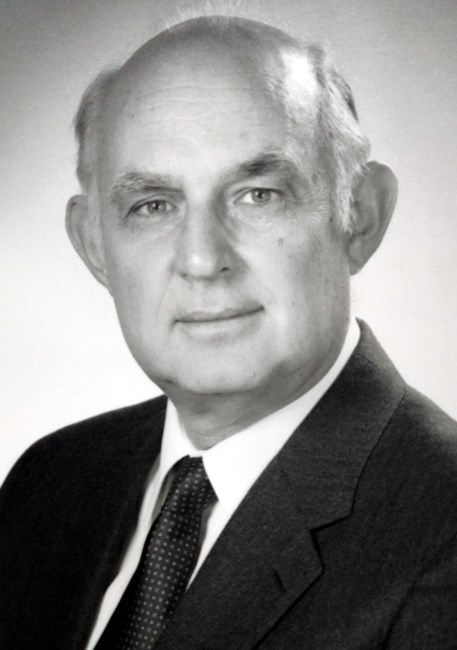 Obituario de Frederick J. Karol