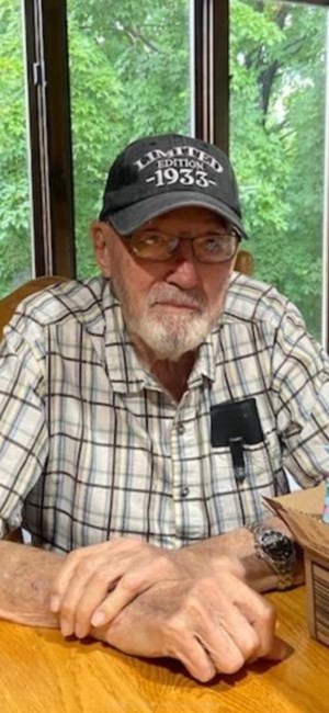 Obituary of Dallas R Hofmeister