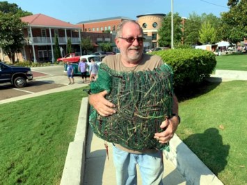 Obituary of Alan Dale McMillen