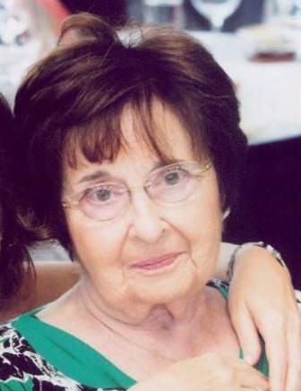 Obituary of Yvonne Lillian Catchick