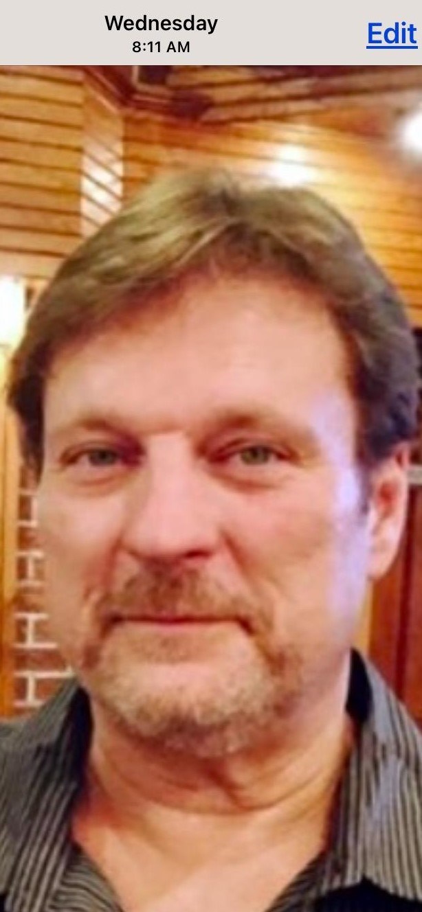 Obituary of Robert T Senkow