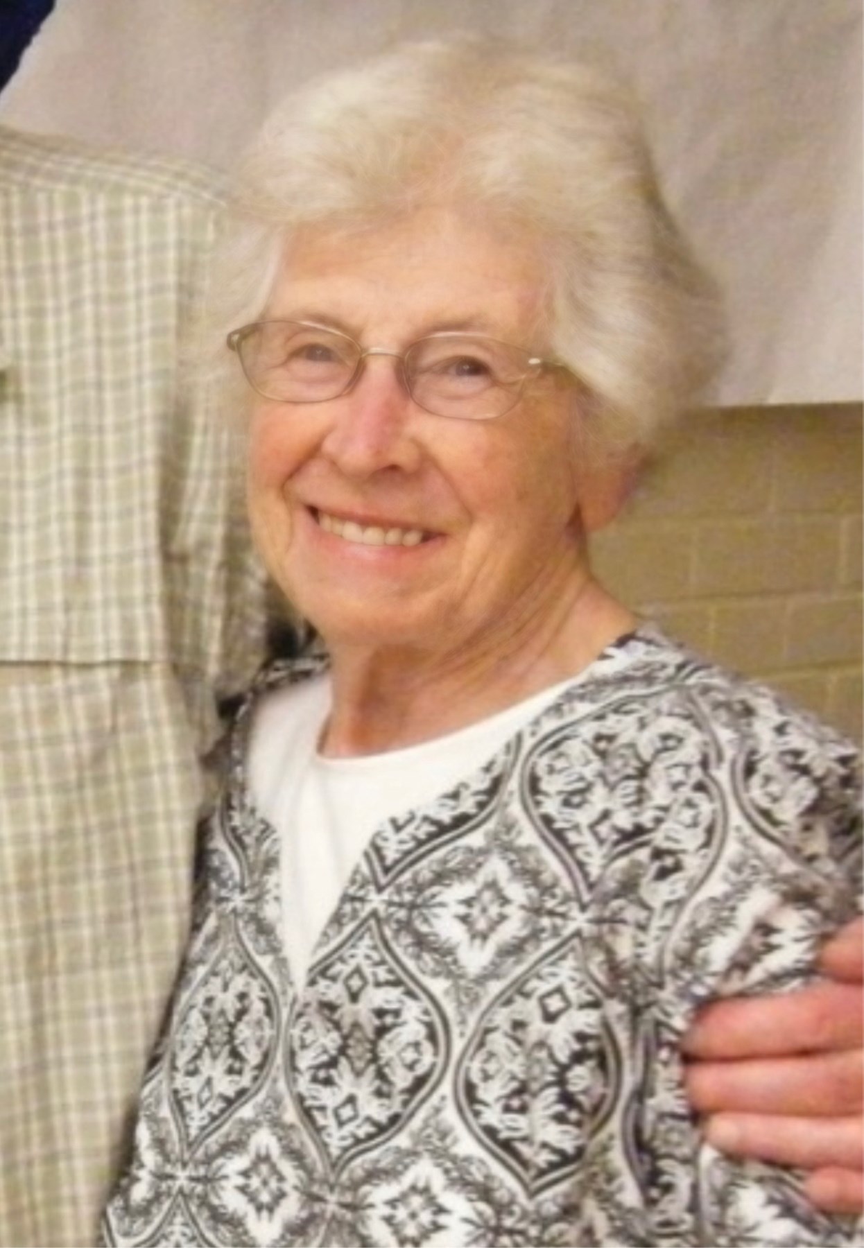Obituary of Alma Gertrude (McMenamy) Mandeville