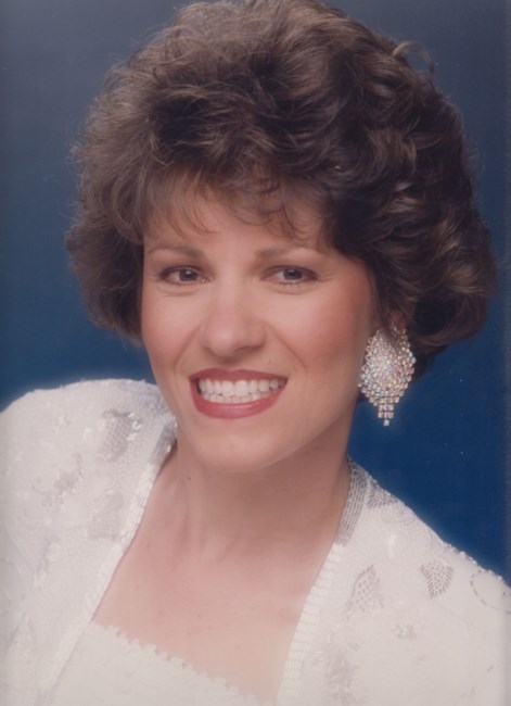 Obituary of Marsha Pierce Lowe