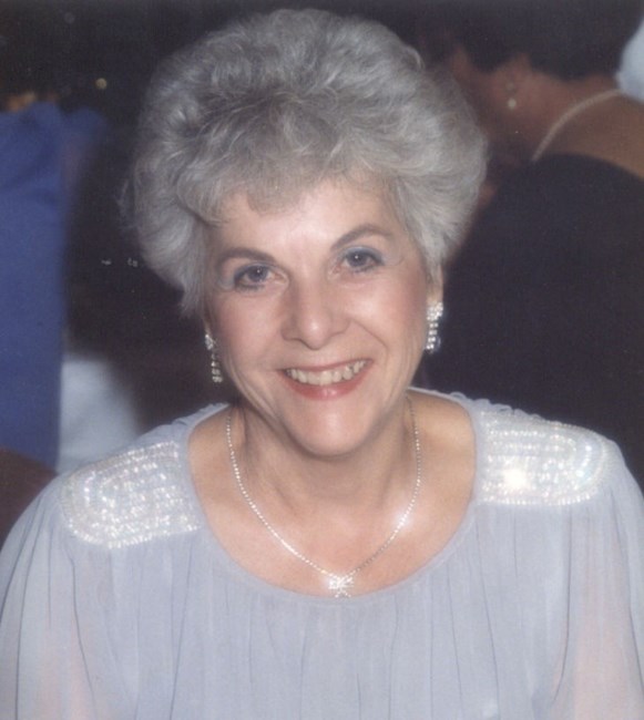 Obituary of Muriel Mable Hall (Mahood)