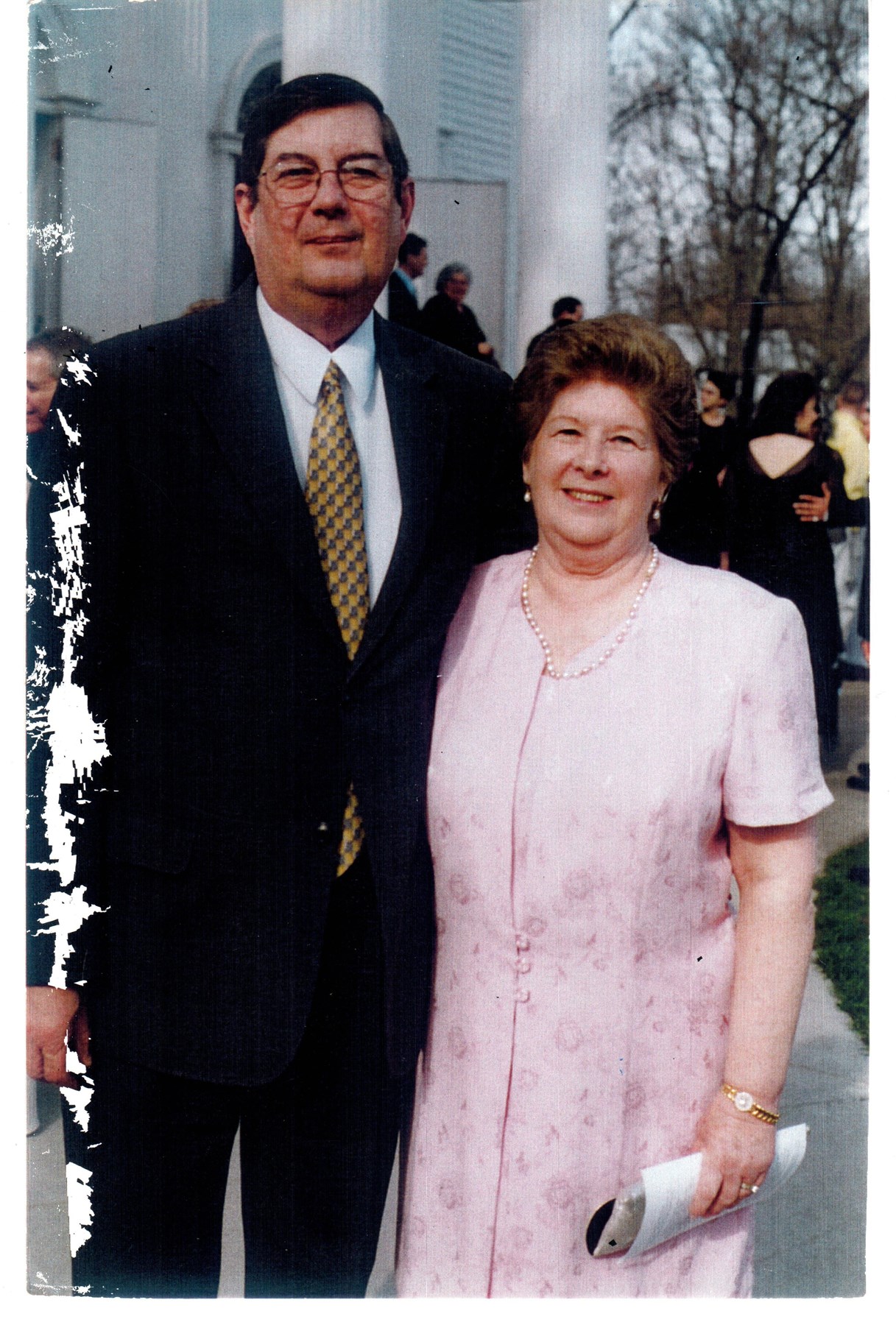 Obituary of Donald Hamilton McQueen