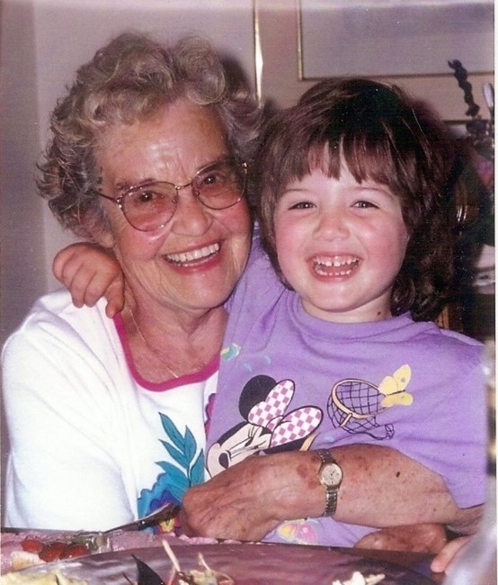 Obituary of Helen Lois Sampson