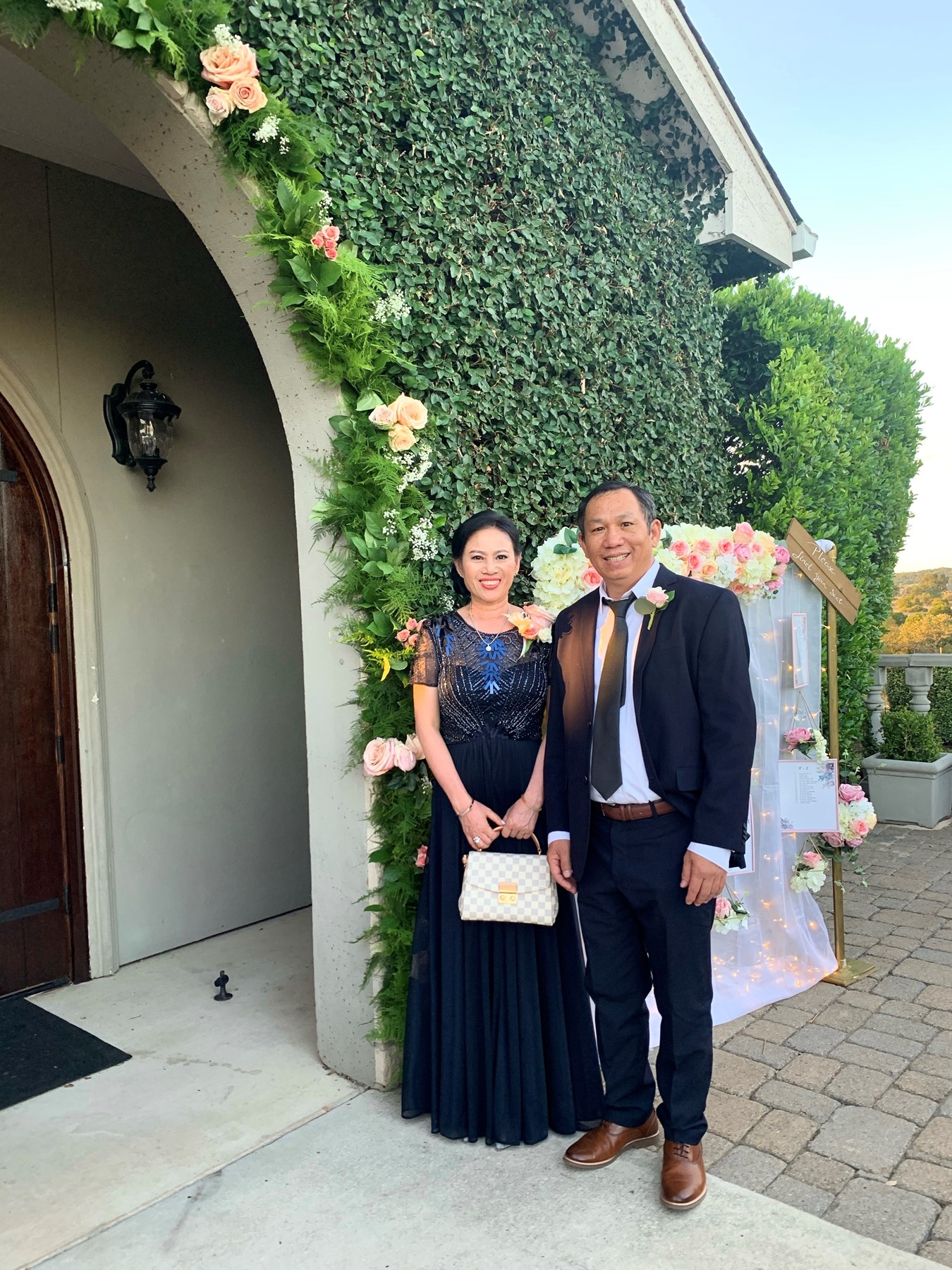 Obituary of Hong Thi Anh Ong