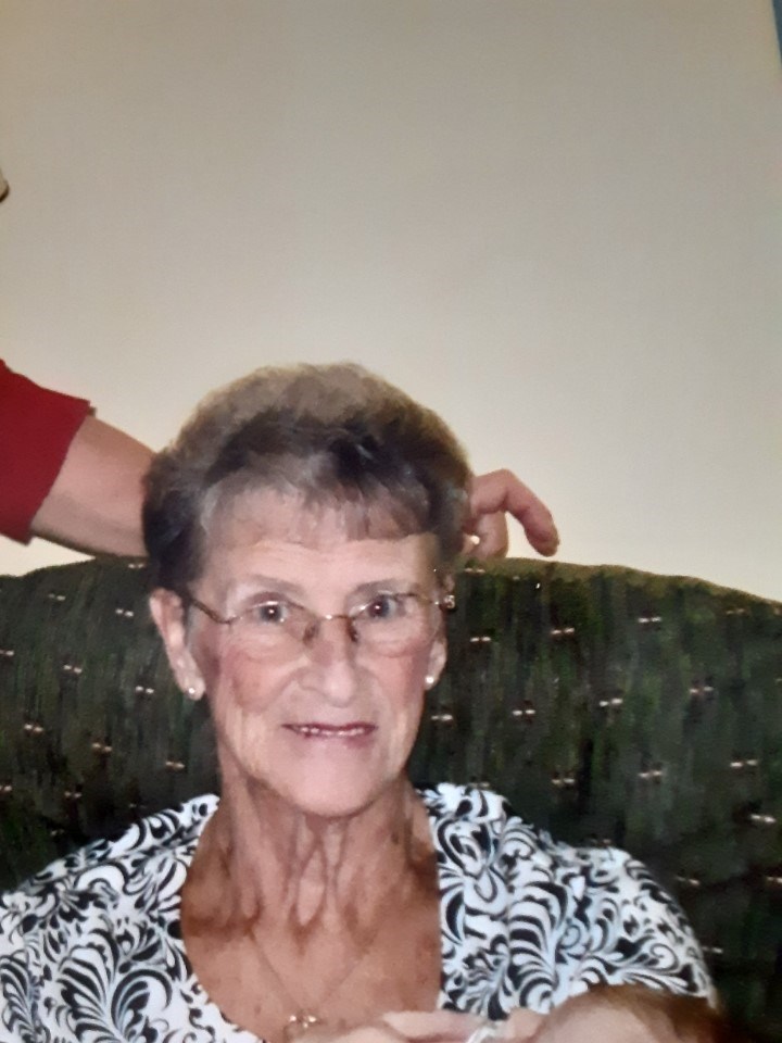 Obituario de Jeannette E. Sutton