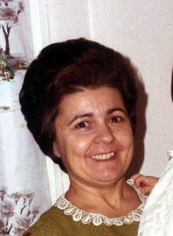 Obituario de Helen Christophilopoulos