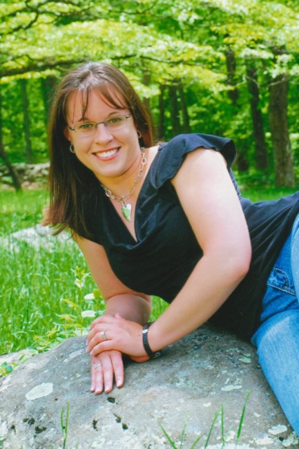 Obituary of Amy Holsinger Stull