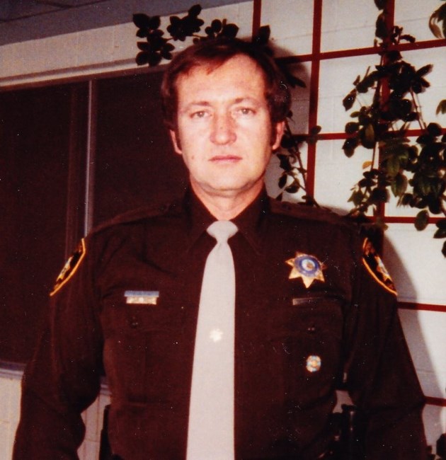 Obituario de Wayne L. Crist