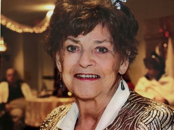 Obituary of Jean Florence McGovern Chiary
