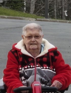 Obituary of Sharon Minnie Macrae