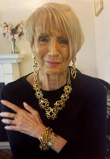 Obituary of Riekie Vernon Alles