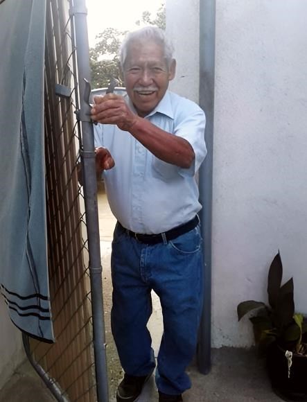 Obituary of Trinidad Gonzales Moreno