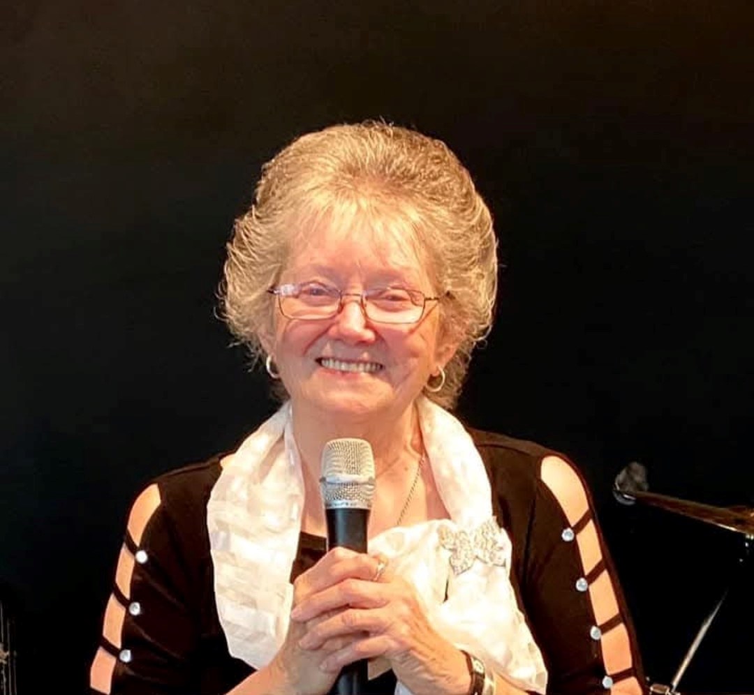 Obituary of Charlene Kaye Burrow Liechty