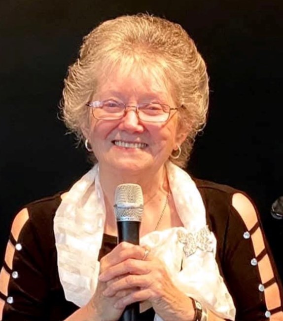 Obituary of Charlene Kaye Burrow Liechty