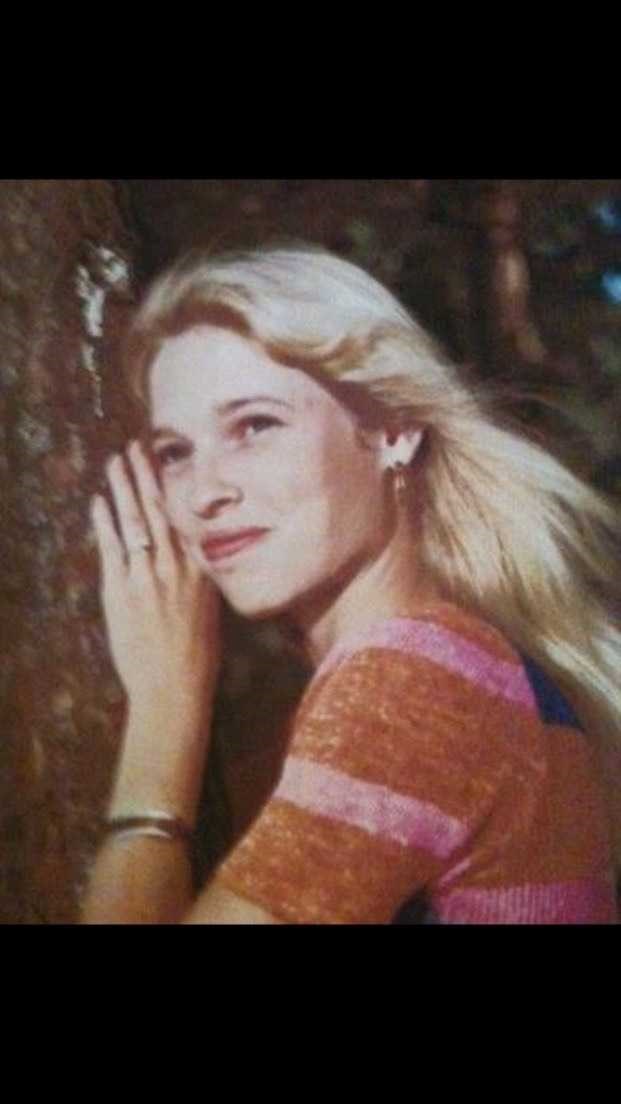 Obituary of Tina Marie Gallahan