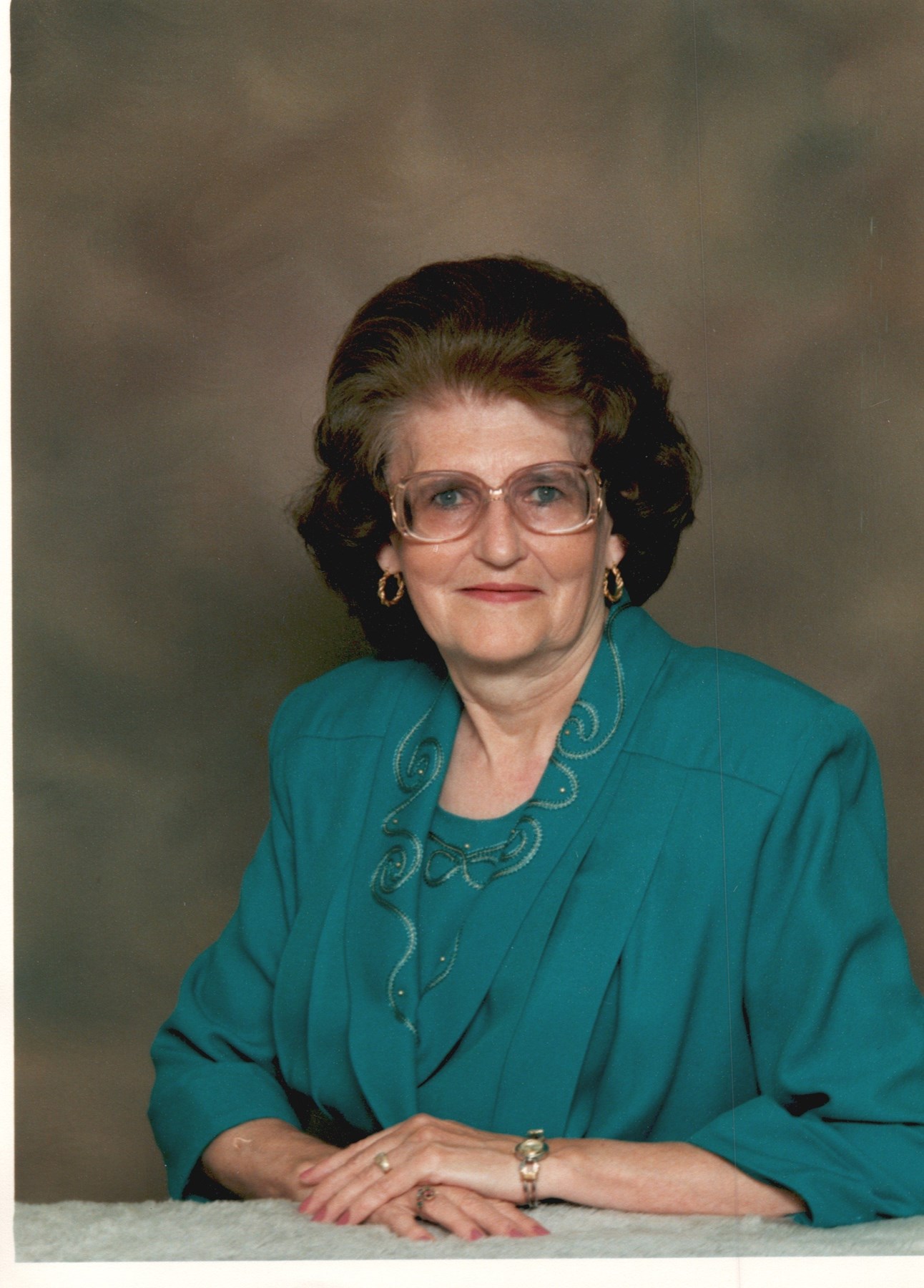 Obituary of Mary M Holmes