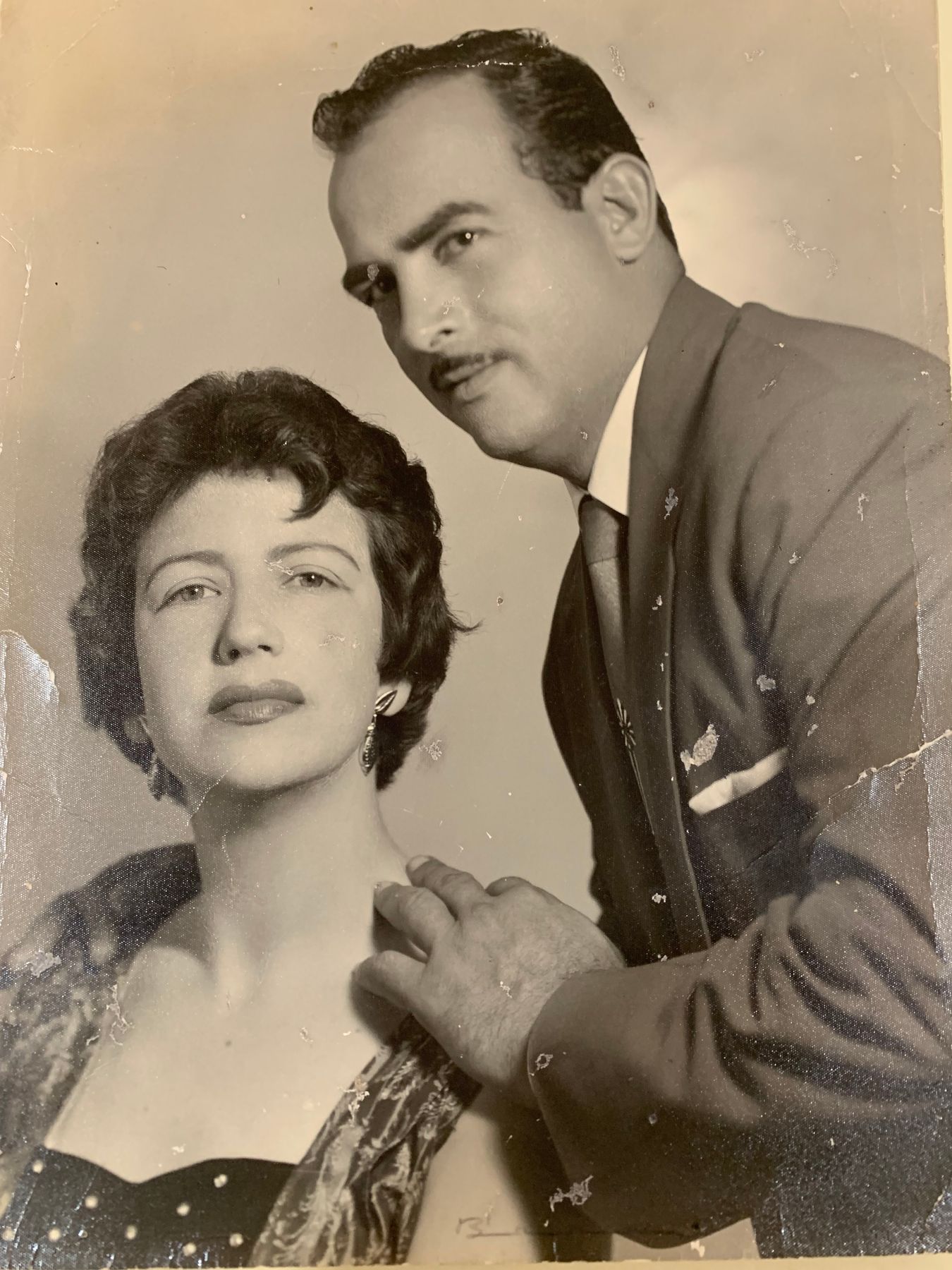 Obituary of Leonides Ayra De Mantecon