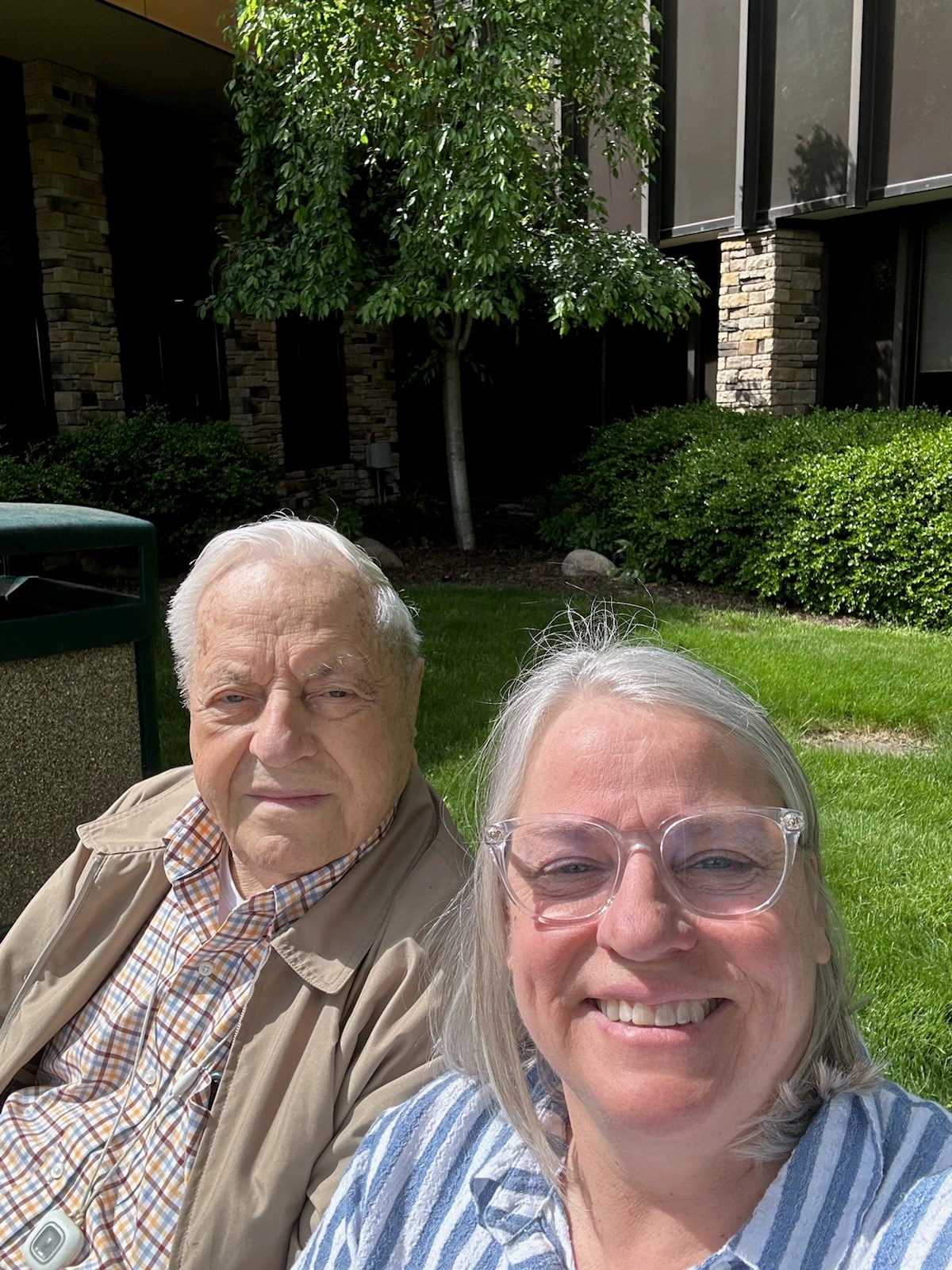 Obituary of Dale Douglas Harpstead