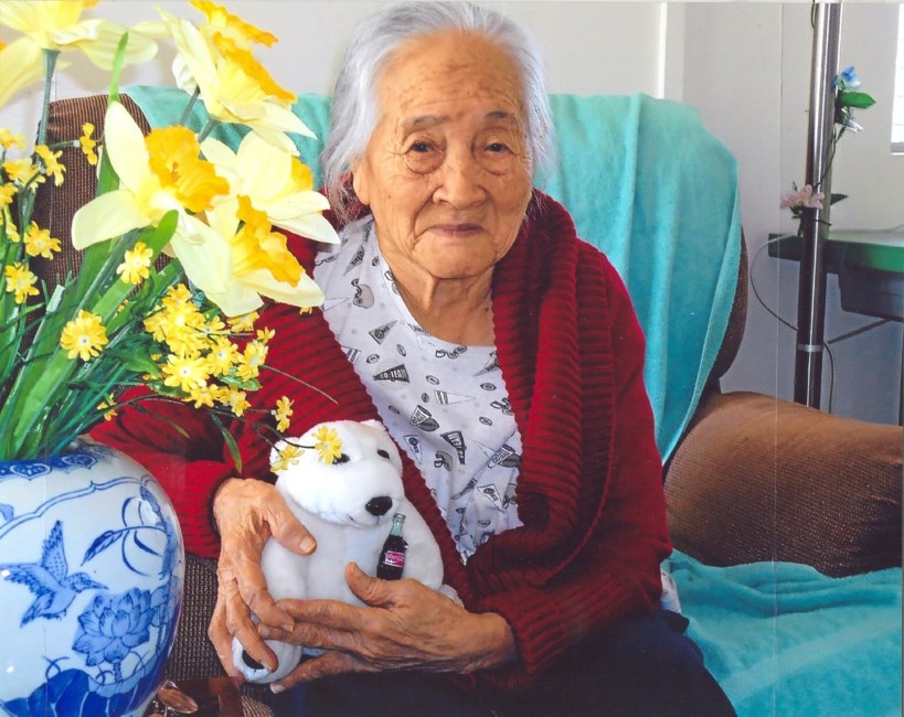 Obituary of Bay Thi Le