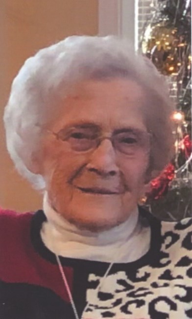 Obituary of Mary L Hoff