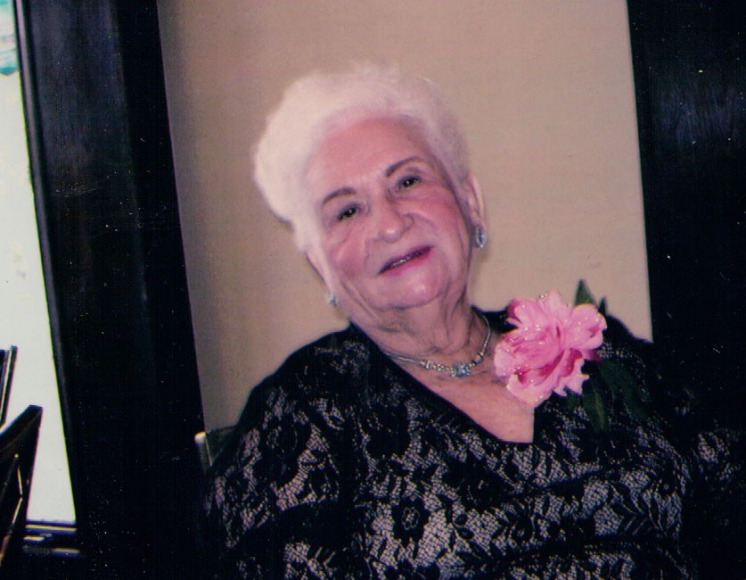 Obituary of Sara Vallejo