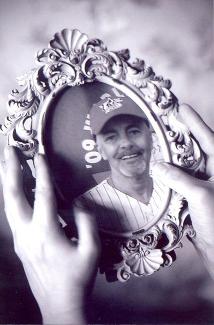 Obituario de Dr. Enrique De La Cruz