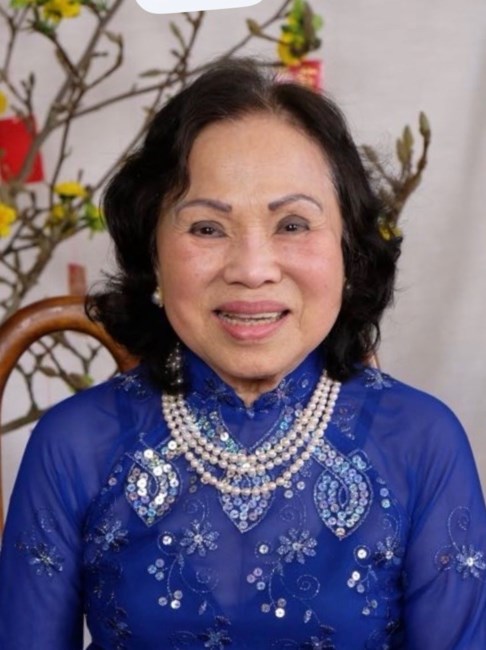 Obituary of Tra Thi Nguyen