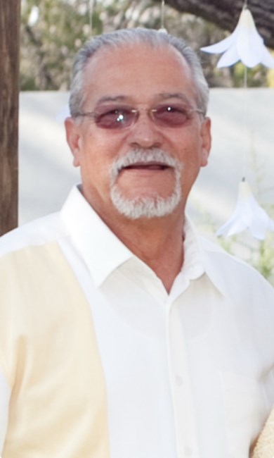 Obituary of Robert Muñoz