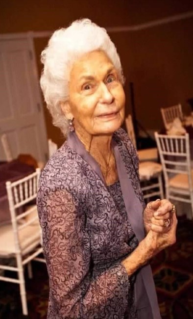 Obituary of Evelyn Mari Fielding