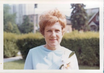 Avis de décès de Lorraine Elizabeth Mooney Gottschalk