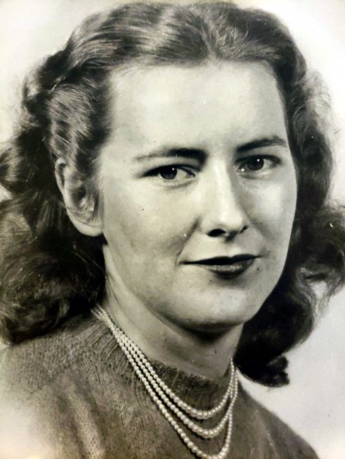Avis de décès de Mary Lou Holt