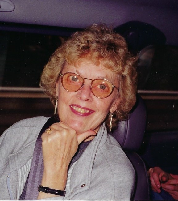 Obituario de Jacqueline Clare Hosking