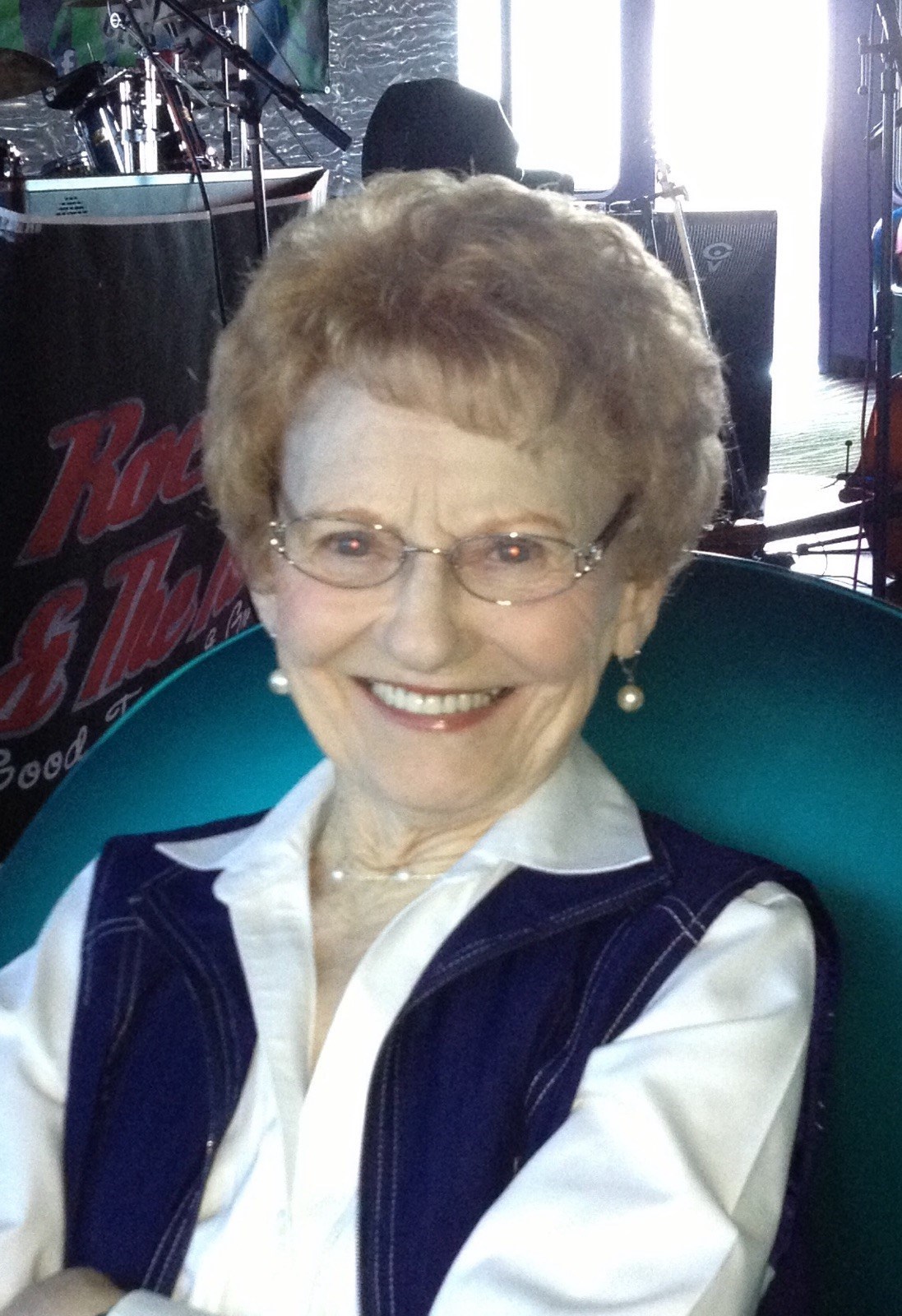 Obituary of Helen Mary Freeman