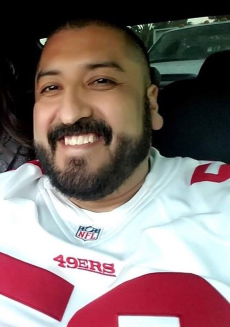 Obituary of Efrain Figueroa