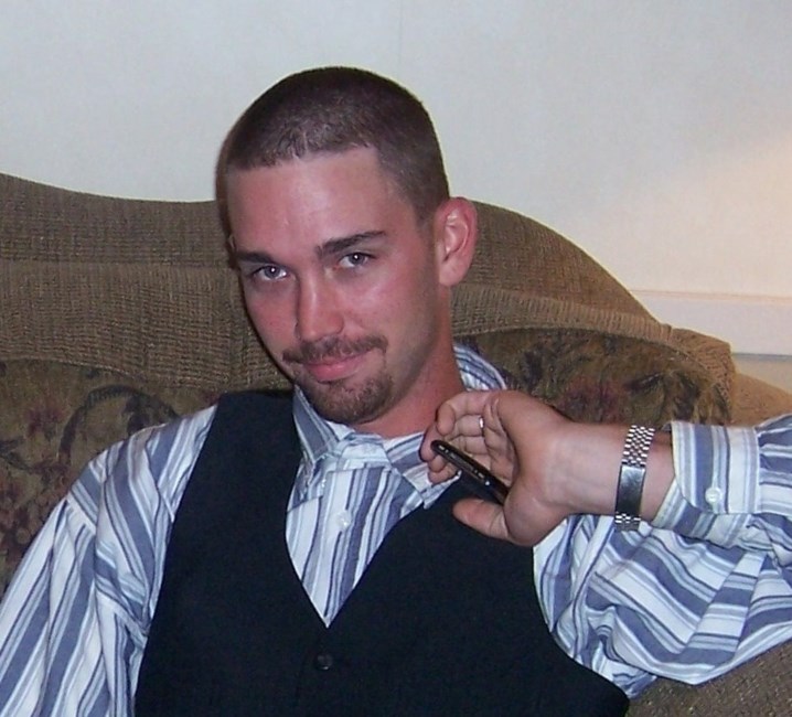 Obituary of Christopher Niel Davis