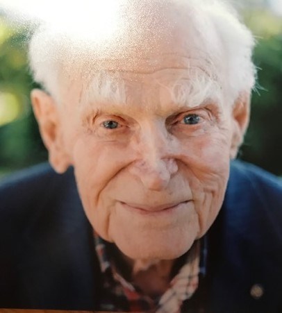 Obituary of Ray E. Knight
