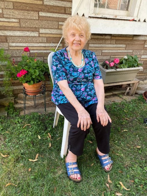 Obituary of Eveline E Fiedler