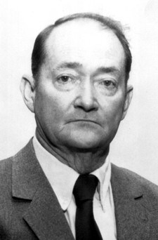 Obituary of Roy V Graves