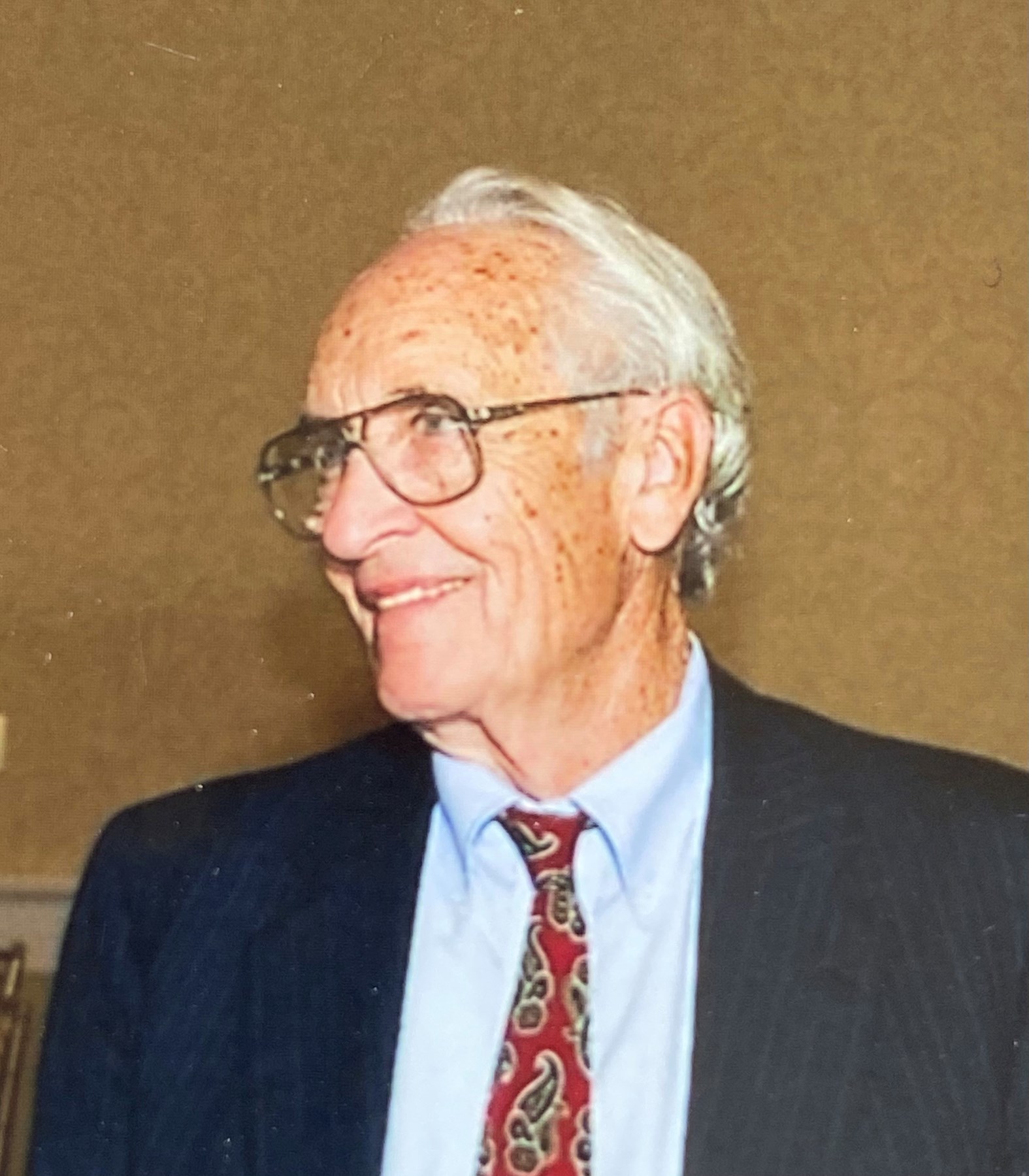 Obituary of Harry Albert Schiller