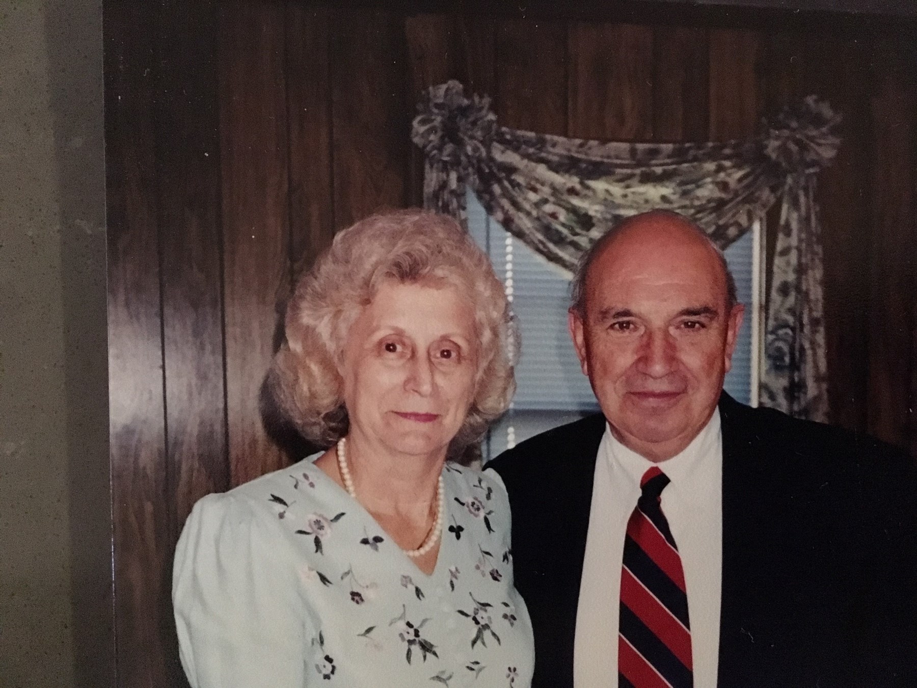 Obituary of Mrs. Betty R Bell