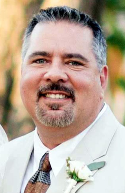 Obituario de Brad Adams