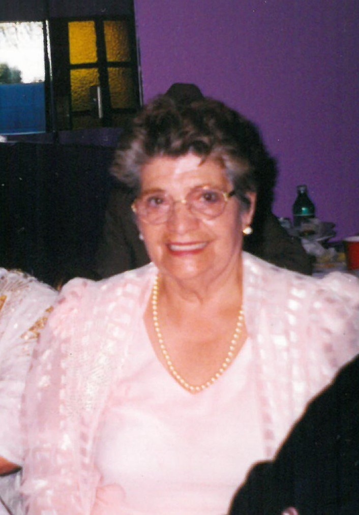 Obituary of Victoria Larios Moreno