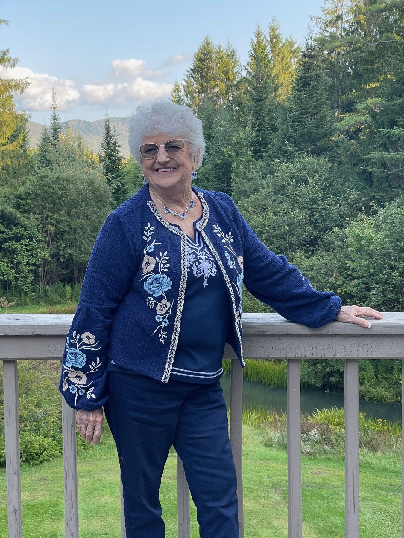 Obituary of Jacqueline Dorothy Decker